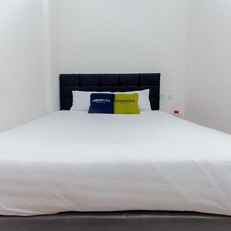 Urbanview Hotel Priority Samarinda By Reddoorz Esterno foto