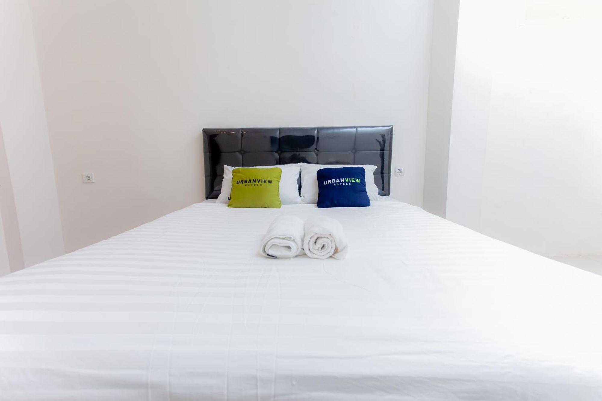 Urbanview Hotel Priority Samarinda By Reddoorz Esterno foto