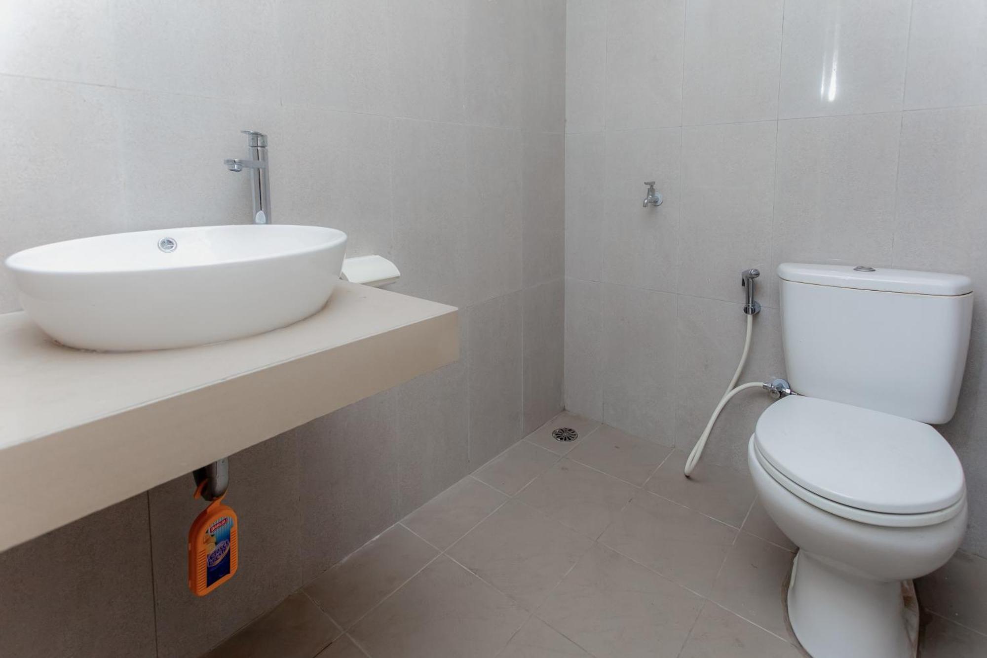 Urbanview Hotel Priority Samarinda By Reddoorz Esterno foto